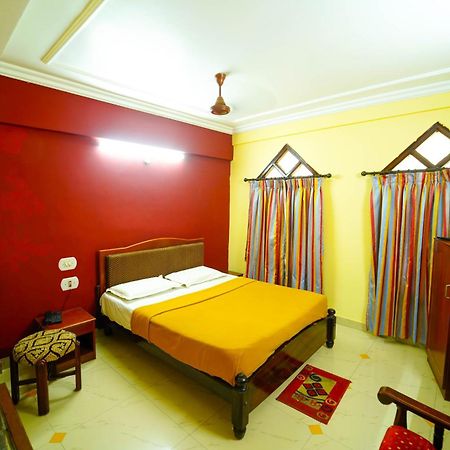 Amogha Residency Hotel Mysore Buitenkant foto