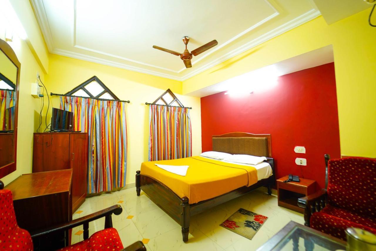 Amogha Residency Hotel Mysore Buitenkant foto